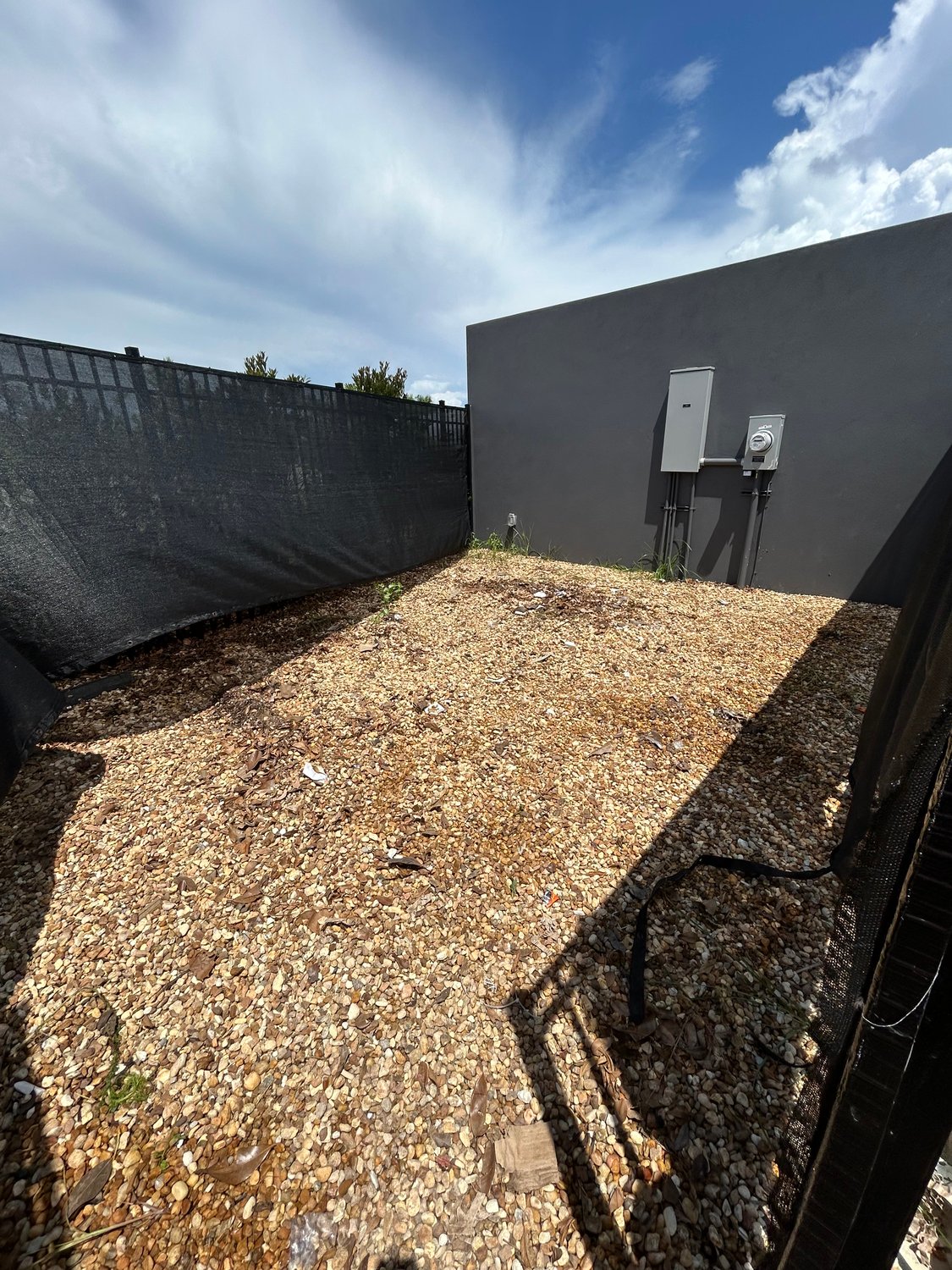 citizen at waterset empty